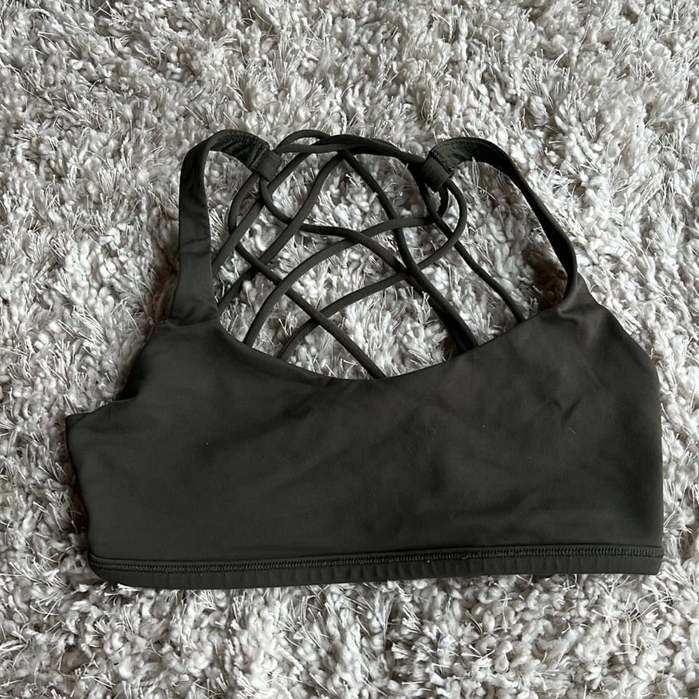 Lululemon sports bra! Size 2.
